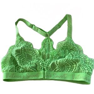 Victoria’s Secret Front Closure Racer Back Bralette